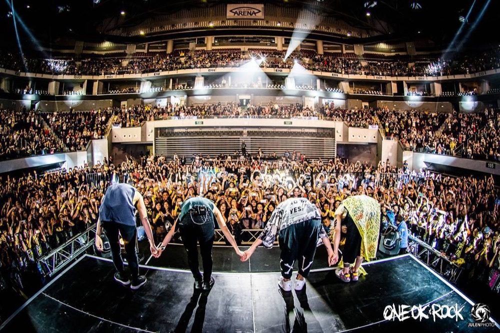 ONE OK ROCK